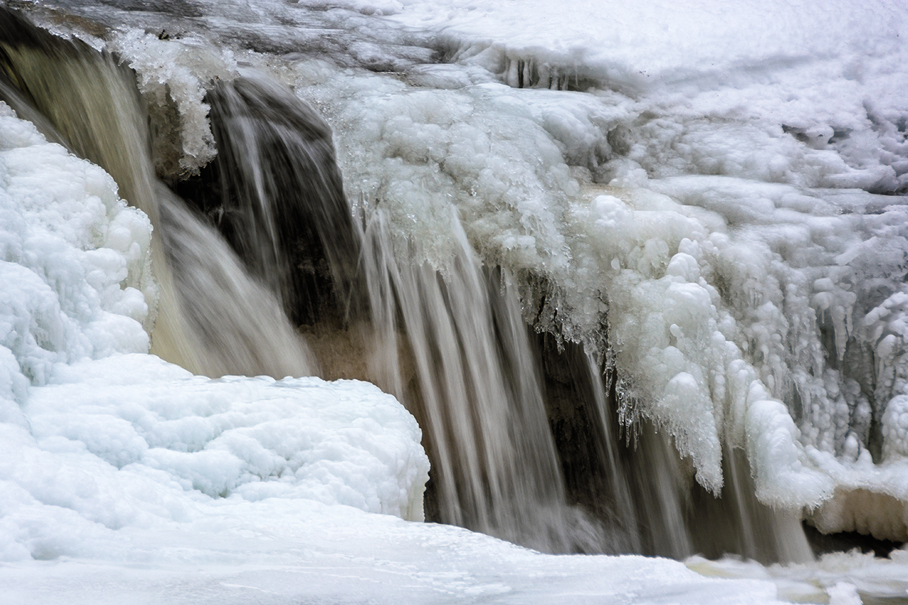 Dunbar Falls in the wintertime